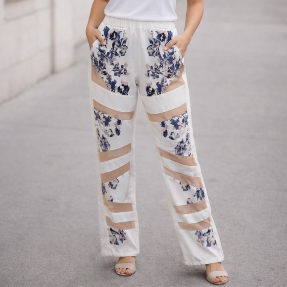 BCBGMAXAZRIA RUNWAY THE
GABRIEL PANTS
Size XXSmall - Picture 3 of 15